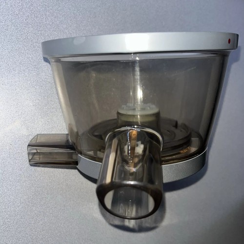 Omega VRT350 Vertical Low Speed Juicer, 150-Watt Parts - Picture 13 of 22