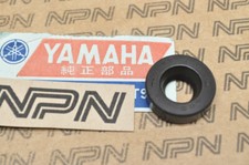 NOS Yamaha DT175 DT2 DT250 DT3 DT360 MX250 MX360 RD200 RD250 Seal 93101-10002