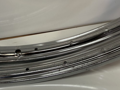 Schwinn Manta Ray 24" Rims  Pair  S-5 - Picture 3 of 9