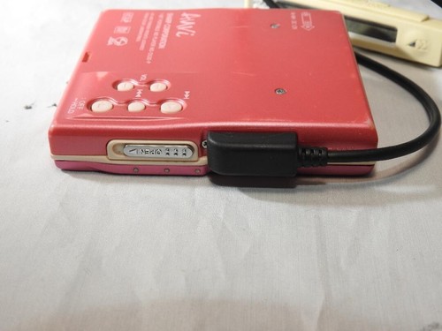 SHARP MD-DS30 MD Walkman Portable MiniDisc Player Pink Used with Remote control - Picture 9 of 15