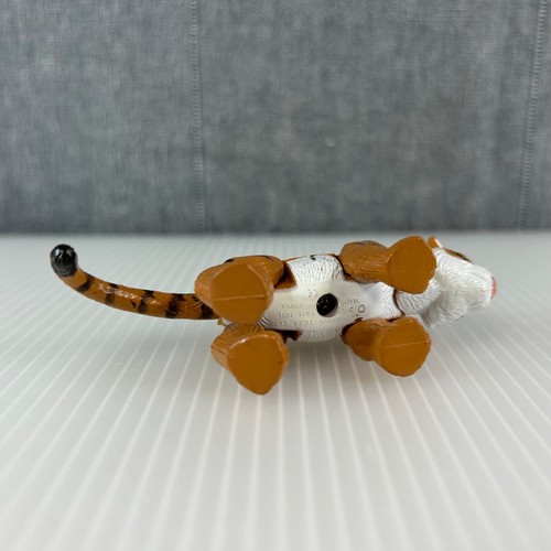 Figura de acción 2002 K&M International Siberian Tiger Cub Animal Nature Wild Life - Imagen 10 de 11