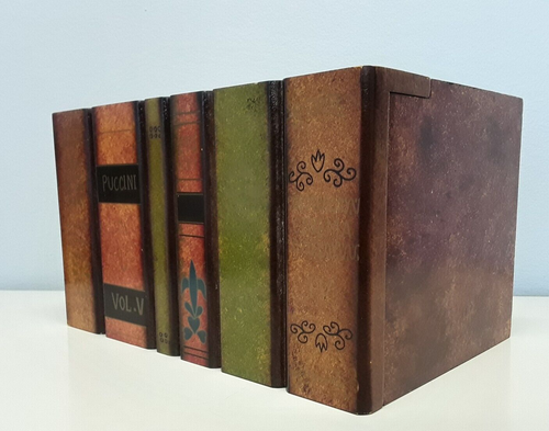 Faux Books Hidden Storage for CD's or Private Keepsake Box On Book Case Ex Cond - Picture 4 of 6