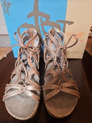 OTBT size 8.5 Women's Nomadic Brown Leather Lace Up Gladiator Wedge Sandal - Picture 2 of 6