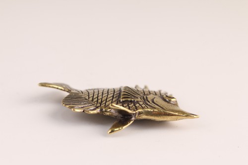 Mini Rare Chinese copper fish figure Statue table decoration - Picture 4 of 5