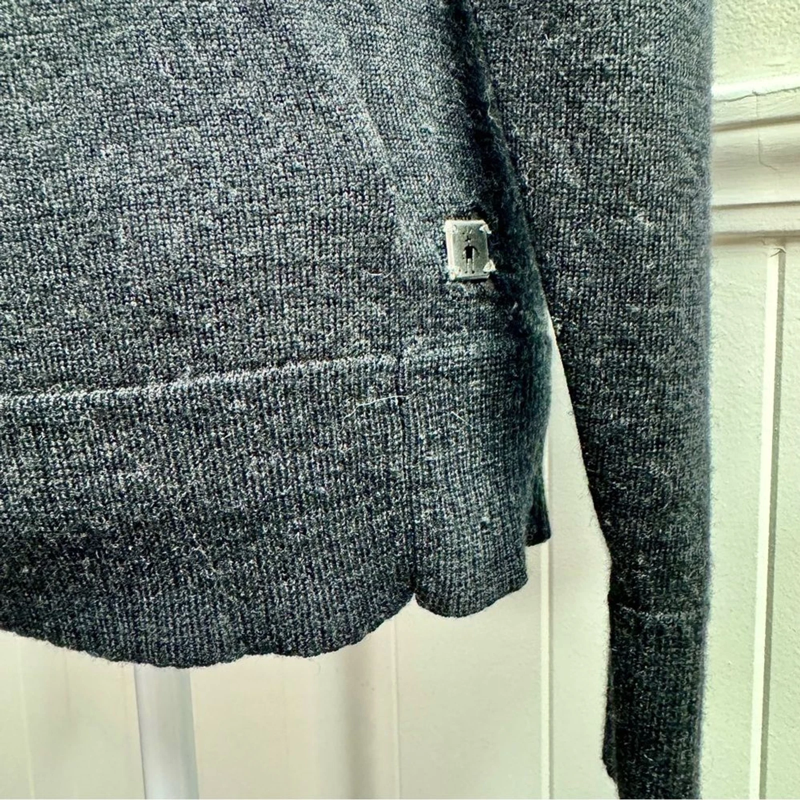 smartwool kiva ridge long sleeve v-neck merino wool sweater