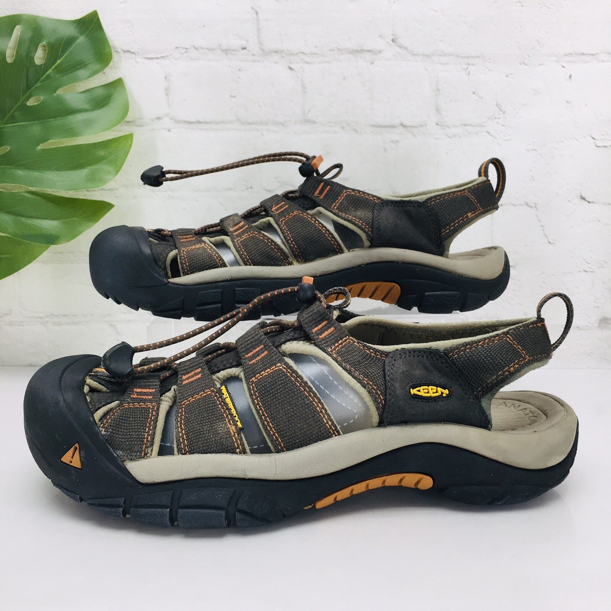 Keen Newport H2 Mens Brown Leather Waterproof Hiking Sport Sandals Shoes Men main image 4