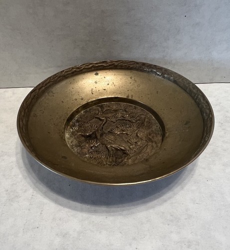 Brass Small Trinket Dish or Ashtray, Crane Detail Made in Korea - Picture 3 of 7