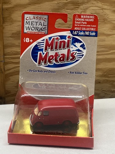 Camión de reparto RTR CMW Mini metales HO=1/87 Metro rojo CONSTRUIDO PARA EXHIBICIÓN DE DISEÑO - Imagen 1 de 8