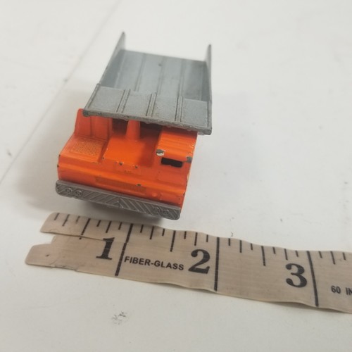 1989 Matchbox Dump Truck 1:140 MC 18 Orange Gray - Picture 14 of 14