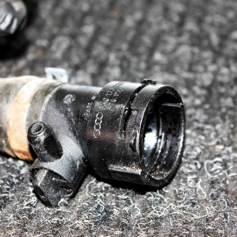 AUDI Q5 8R Manguera Refrigeración 8R0121049AL 2.0 Gasolina 162kw 2015 25616383 Foto 3 de 4