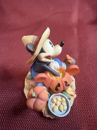 Disney Enesco Halloween Mickey Mouse Carving Pumpkin Figurine 363545 - Picture 2 of 9