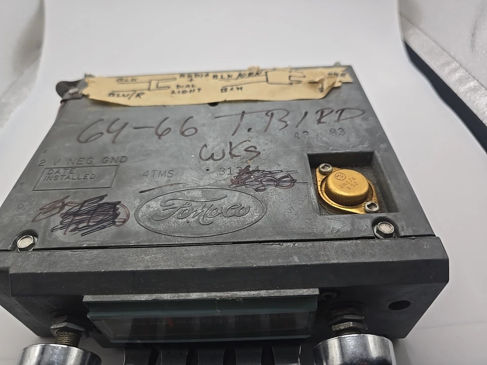1964 1965 1966 Ford Thunderbird AM FM Radio Dash Push button - Image 2 of 3