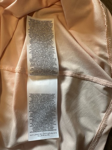 Nike Pro Dri- Fit Sport Top Lachsfarben Größe M Weit ausgeschnitten an Achseln - Bild 5 von 5