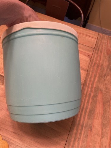 Vintage Stanley Atomic Turquoise Kitchen Canister 1950's Flour Container W/ Lid - Picture 9 of 17