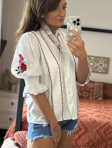 Vintage Size XL White Ruffle Rose Embroidered 3/4 Sleeve Blouse - Picture 5 of 10