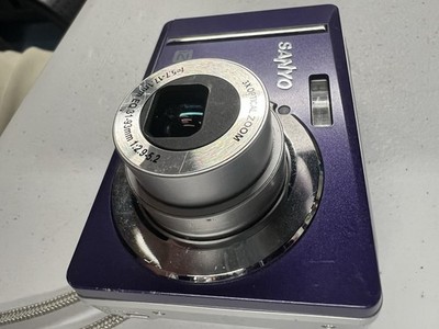 Sanyo VPC-S1275 Purple Compact Digital Camera 12.0MP 3x Zoom Flash USB Tested!