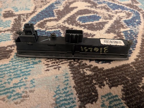 2004-2012 Chevy Colorado GMC Canyon 4x4 4wd Switch Radio Bezel Dash Trim - Picture 3 of 4