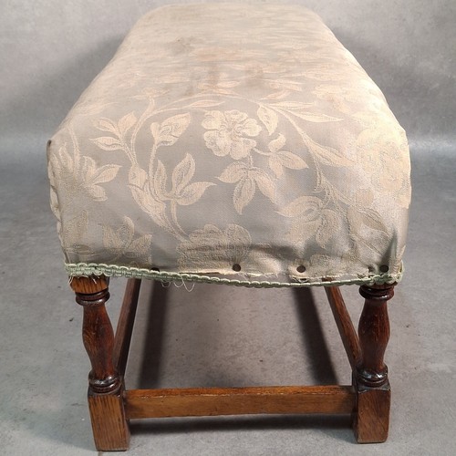 Vintage Upholstered Wooden Bench / Footstool – Floral Fabric – Restoration... - Picture 7 of 16
