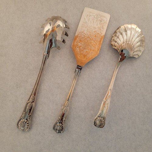 Juego de 4 utensilios para servir chapados en plata vintage en total con diseño ornamentado - Imagen 7 de 11