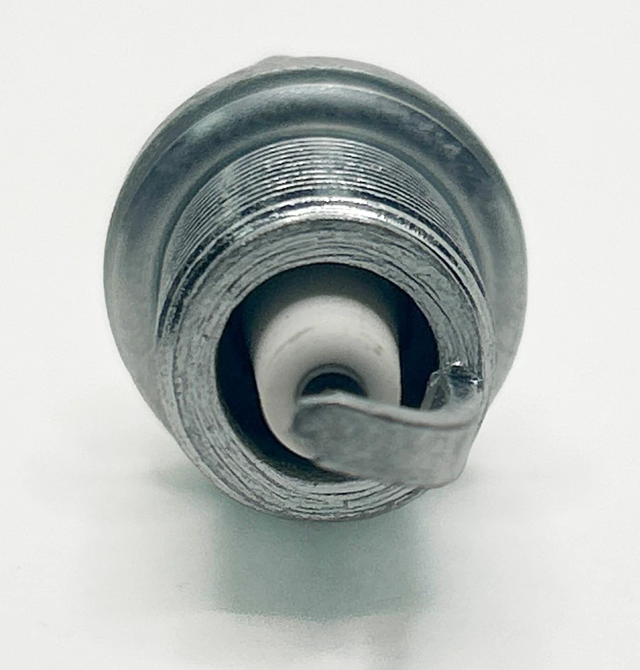 Set of 4 Champion Spark Plug 9203 for Bentley Jeep Toyota Peugeot Corniche 84-19 - Изображение 4 из 4