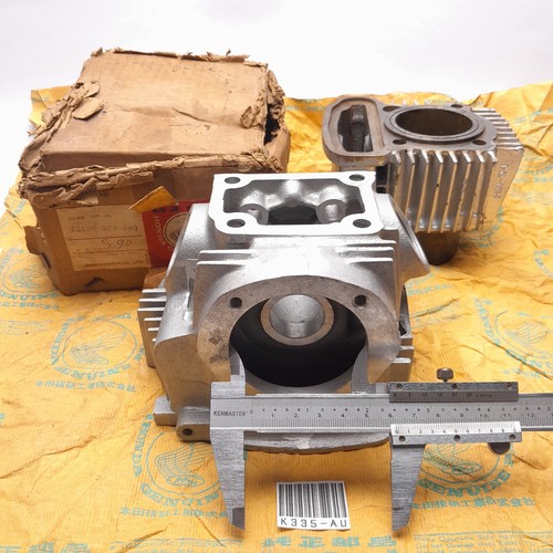 Honda CS90 S90 CL90 CD90 CT90 SL90 ATC90 C90 Culata + Bloque de cilindros Nuevo de Lote Antiguo - Imagen 4 de 10