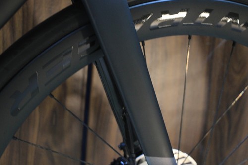 2025 Trek Madone SLR 7 Gen 8 Carbon Ultegra R8170 Di2 Aeolus Pro 51 Size M - Picture 17 of 24