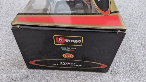 Burago 1 21 Ford Svt F150 Lightning Gold Collection - Picture 3 of 6
