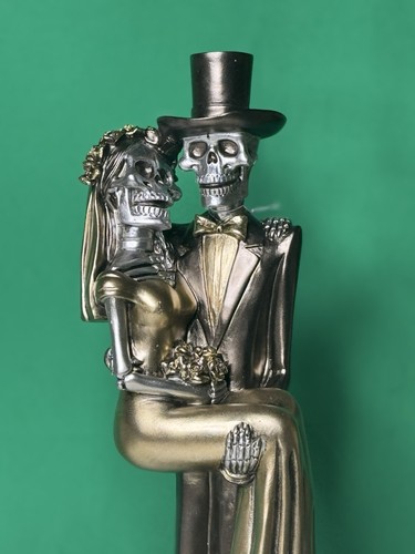 Rachel Zoe 20”Gold Skeleton Bride & Groom Figurine – Halloween Wedding Decor - Picture 3 of 7