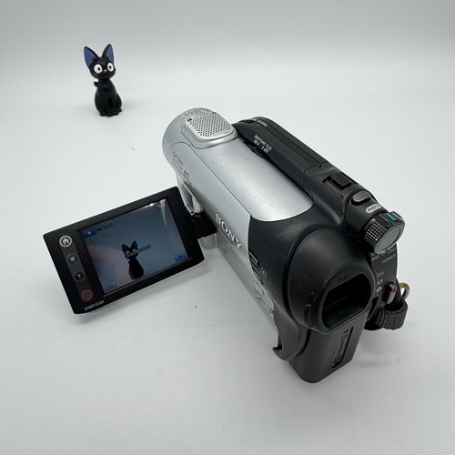 Sony Handycam DCR-DVD608E Mini DVD Camcorder Video Camera Night Shot Plus Tested - Picture 10 of 12