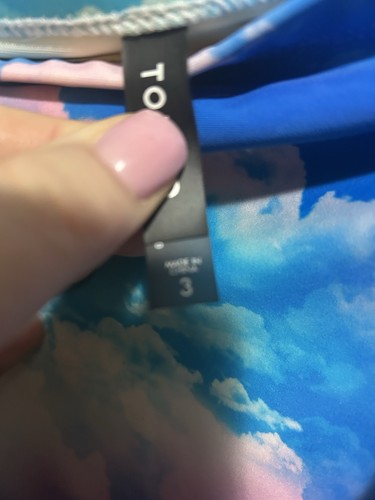 Torrid Multi Sky Schwimmen zweiteiliges Oberteil Größe 4, Unterteil Größe 3 GUC Clouds Set Anzug - Bild 13 von 14