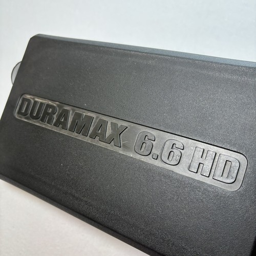 OEM GM Duramax 6.6HD Resonator Air Intake Box Part No. 84262963 - Picture 5 of 8