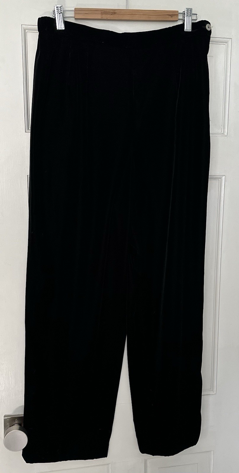 Picture 1 of 4