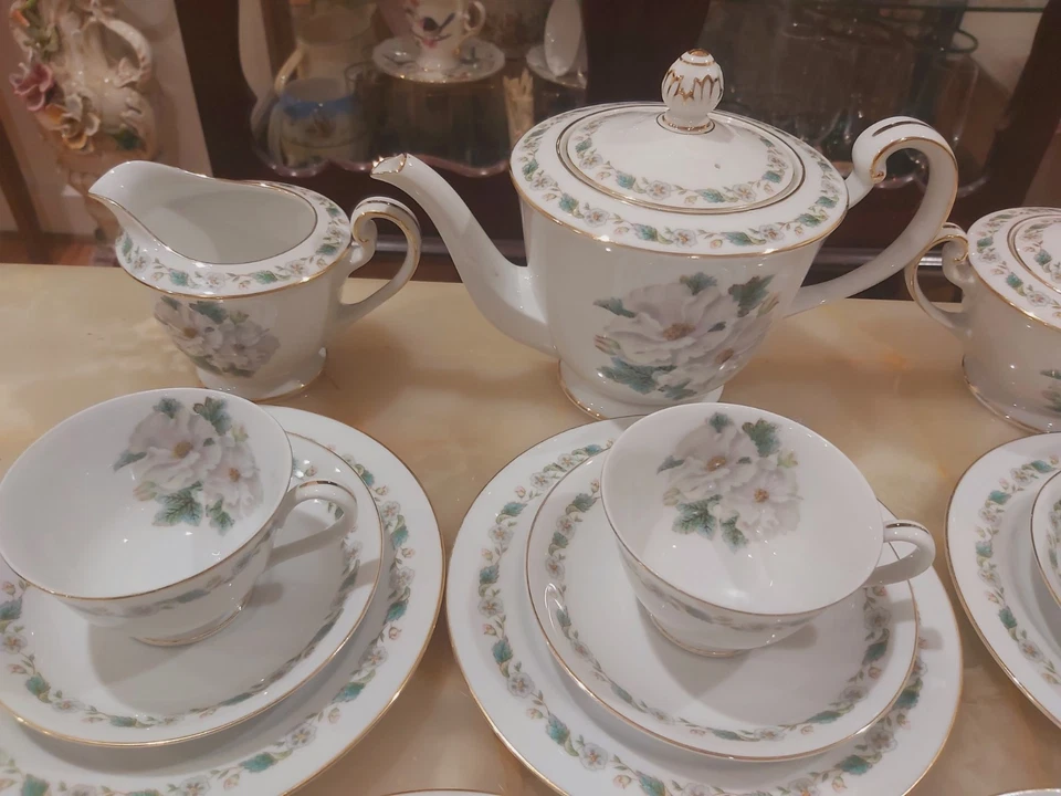 Vintage Nippon Toki Kaisha Noritake Tea Set For 6 People In Good Condition - image 2 of 4