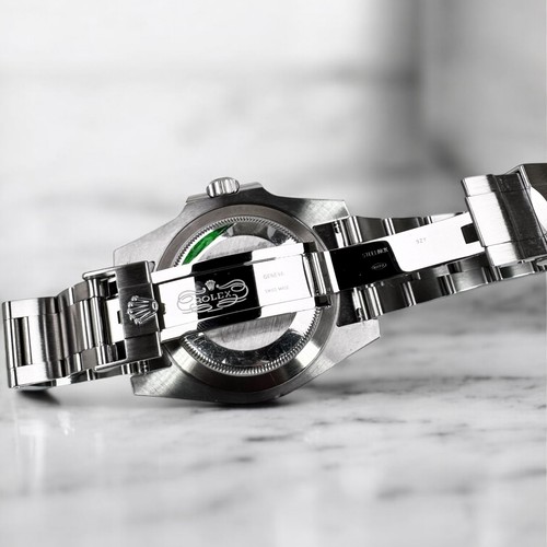 Rolex Submariner 116610 Mint 2019 - Picture 9 of 11