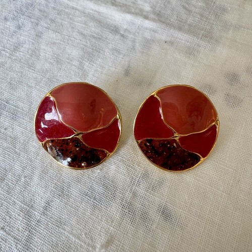 Vintage Gold Tone 1980's Oversize Coral Enamel Pierced Earrings - Picture 5 of 6