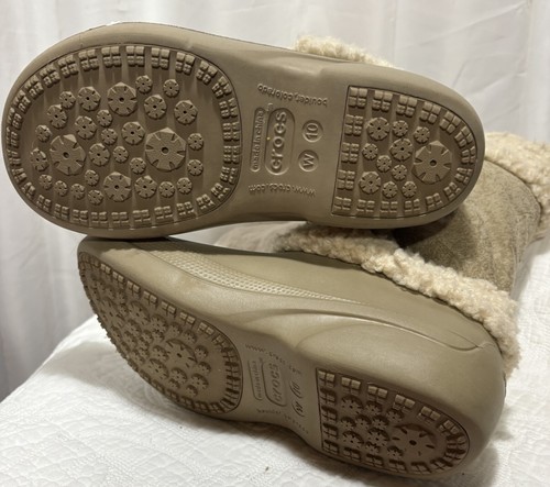 Crocs Boots Women’s Size 10 Lined Warm Upper Pull On Water Proof Round Toe  - Bild 7 von 7
