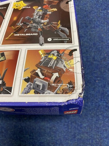 LEGO Movie 2 - 70836 Battle-Ready Batman & Metalbeard(Box damaged) - Picture 7 of 8