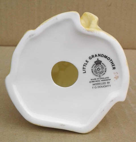 ROYAL WORCESTER - THE WORCESTER CHILDREN SELECTION. - Picture 19 of 235