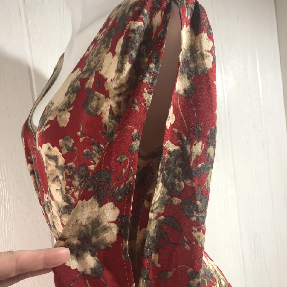 Ark & Co Shorts Romper Large Red Tan Floral Split Long Sleeves - Image 4 of 4