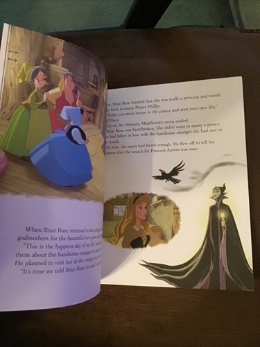 DISNEY PRINCESS SLEEPING BEAUTY STORY PAPERBACK BIRTHDAY CHRISTMAS - Picture 2 of 2