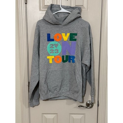 Harry Styles Love On Tour 2023 Gray Hoodie size small/medium /p2 - Picture 2 of 7