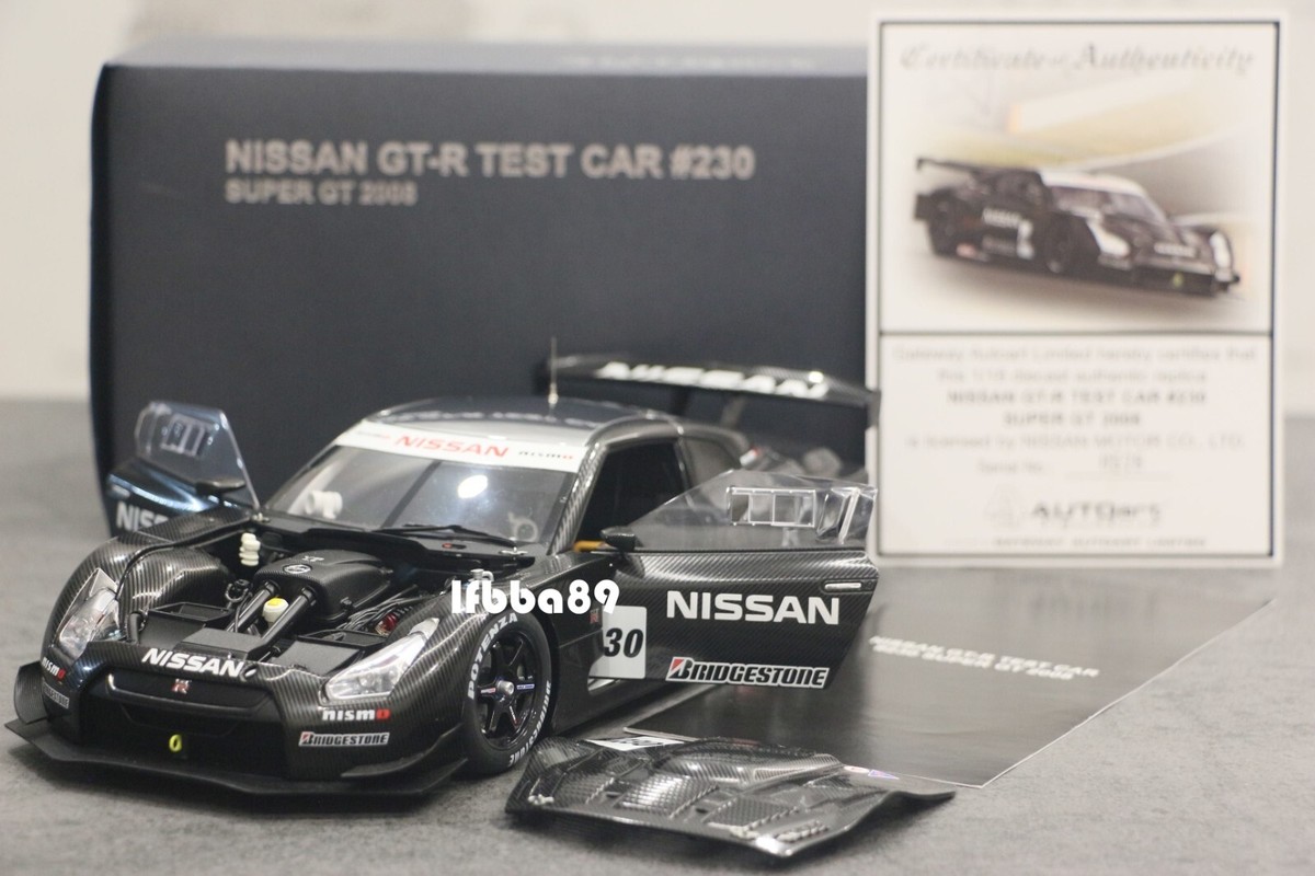 AUTOart NISSAN GT−R TEST CAR #230 Autoart Signature NISSAN GT-R Test Car #230 Super GT 2008