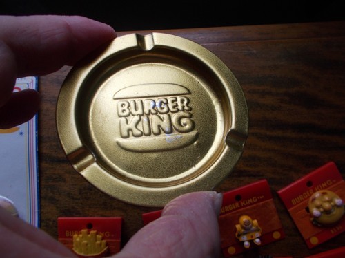 Vintage Burger King Magnets, Sharpener, Pins, Ashtray, Lunchboxes - Picture 6 of 17