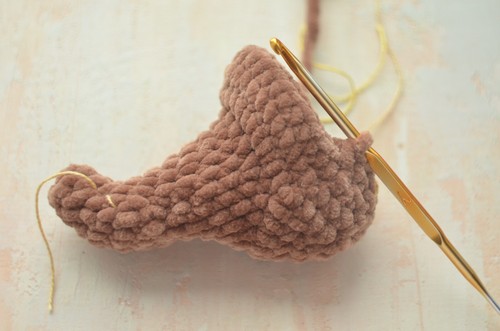 Crochet plush elf pattern, Christmas elf, amigurumi elf, elf toy pattern, Englis - Picture 9 of 10