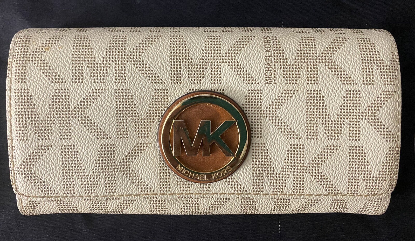 Picture 1 of 11