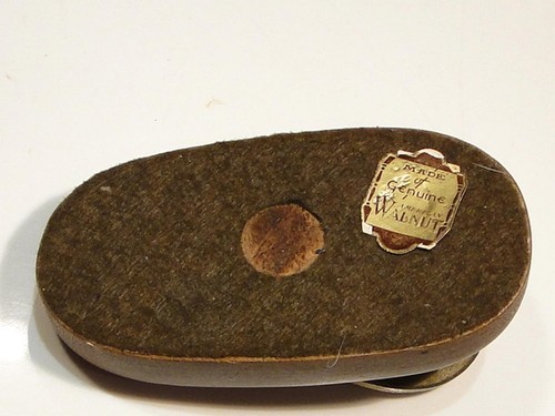 Vintage Genuine Walnut Lucky Horseshoe Pipe Holder - Picture 3 of 4
