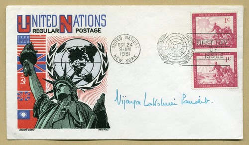 Vijaya Lakshmi Pandit (1900-1990) - Político indio - Firmado FDC 1951 + foto - Imagen 2 de 3