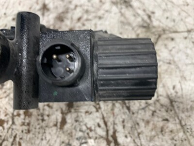 Bendix M-40HF ABS anti lock Modulator Valve K079665BXR From 2023