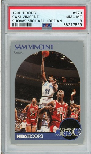1990 Hoops #223 Sam Vincent Shows Michael Jordan PSA 8 - Picture 1 of 2