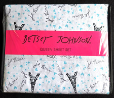Betsey Johnson Performance Collection Bed Sheet Set -Je T'aime Paris, Queen NEW